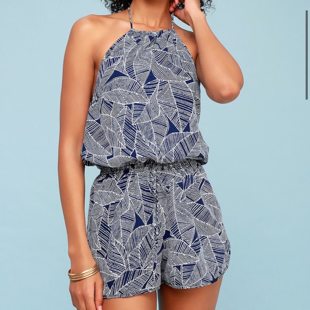 Halter Romper 🤍💙